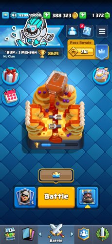 Screenshot_20250522_143647_Clash Royale.jpg